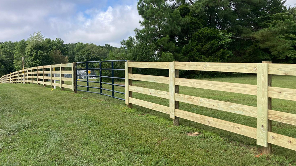 Agricultural Board Fencing Services by Circle W Fence Solutions, serving Tennessee and Kentucky