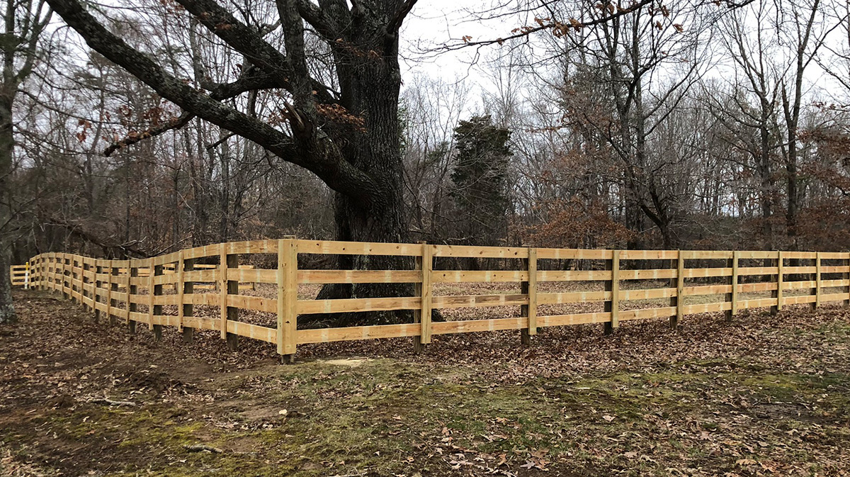 How Agricultural Goat & Sheep Fencing Works. Circle W Fence Solutions, serving Tennessee and Kentucky