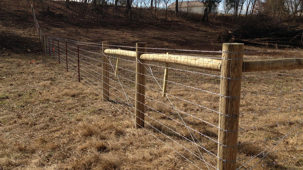 Agricultural Woven Wire Fencing built by Circle W Fence Solutions serving Tennessee and Kentucky